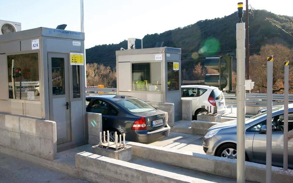Πρόσφυγες ενάντια στη δημιουργία πλευρικών διοδίων στη βόρεια Αττική